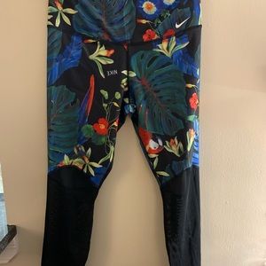 Nike Dri-Fit Tropical Paradise Pants Sz L